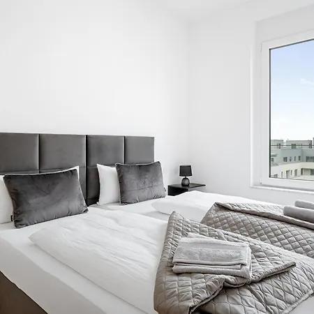 Exquis Design 2br Hansen I Balcony I Mercedes & Us Army I Parking I Stuttgart 公寓 *