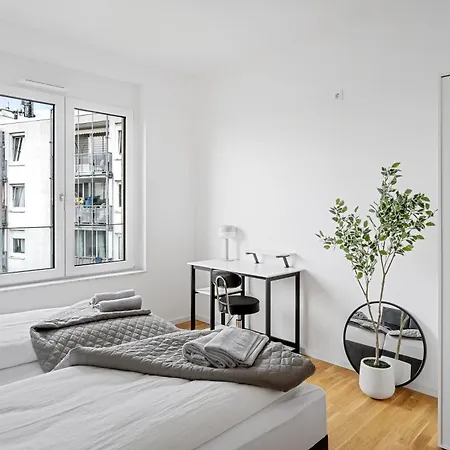 公寓 Exquis Design 2br Hansen I Balcony I Mercedes & Us Army I Parking I Stuttgart 伯布林根